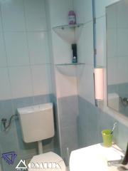 255995