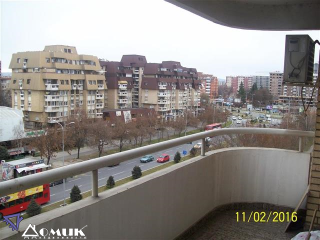 256451