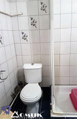 256610