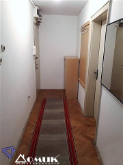 257233