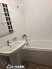 258306
