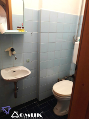 258453
