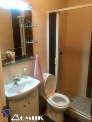 258705