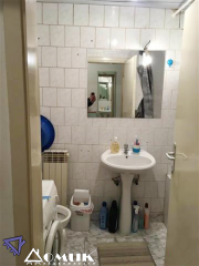 260025