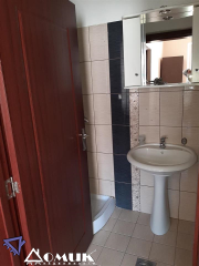 265370