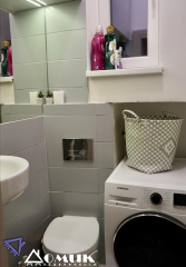 269105