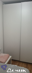 270895