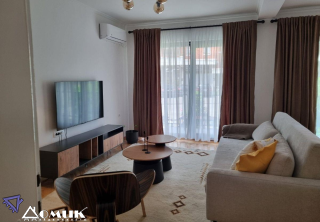 270963