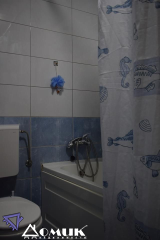 9737
